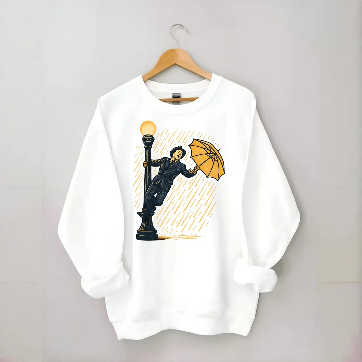 joyful dancing on lamppost in heavy rain with big smile - Crewneck Sweatshirt - white