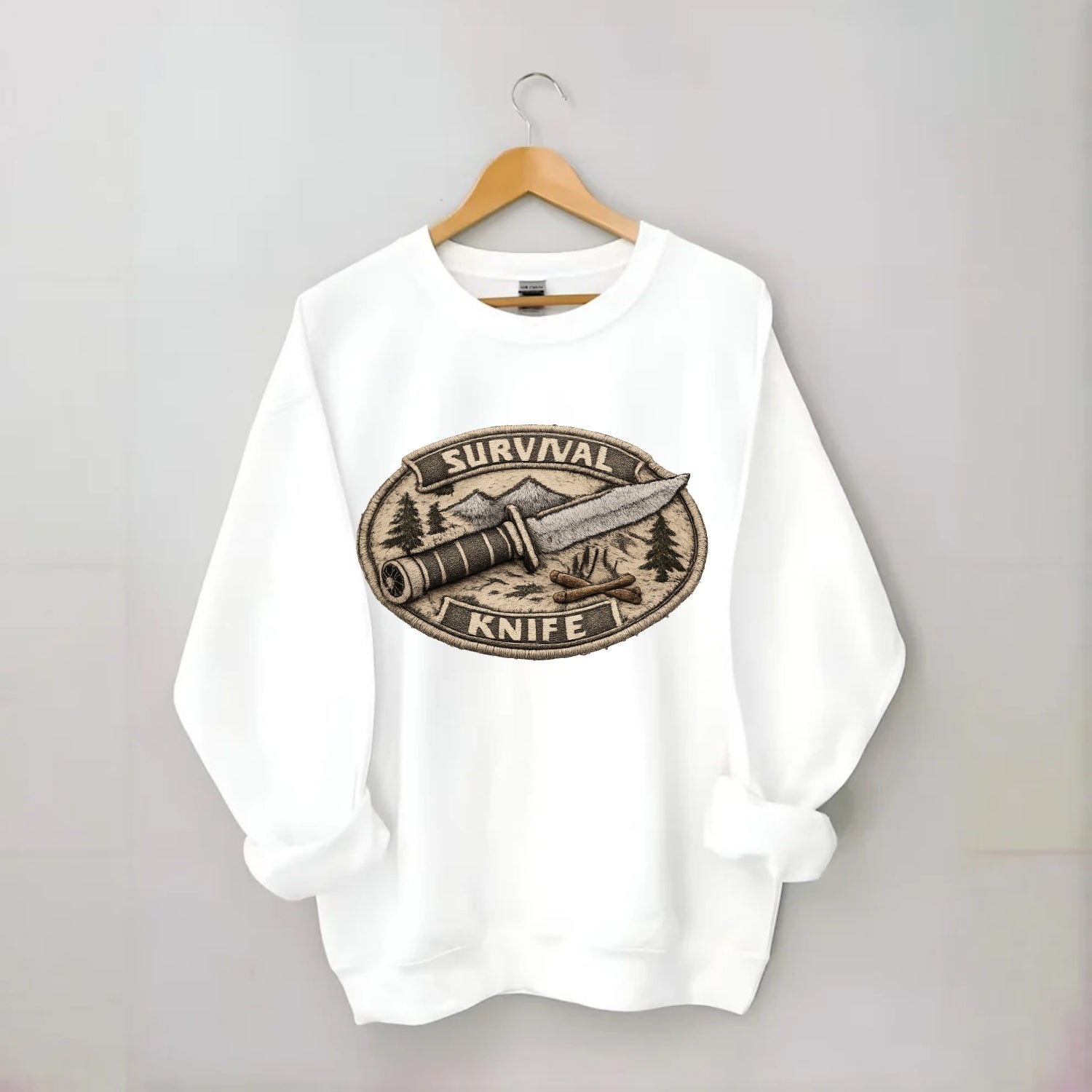 SURVIVAL KNIFE - fixed blade with compass in silver and black , bushcraft - Crewneck Sweatshirt - white