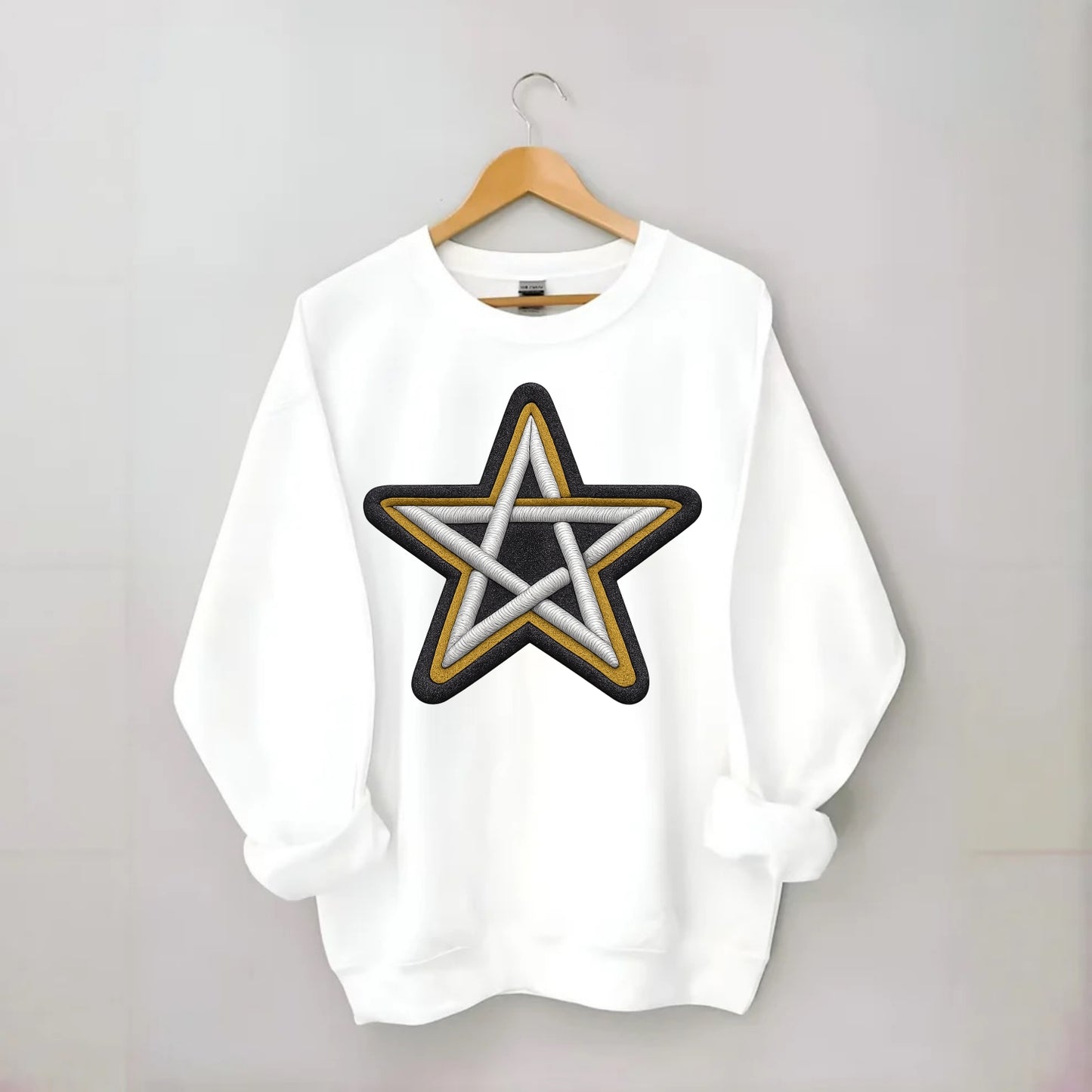 PENTAGRAM STAR - five point star in silver , protection - Crewneck Sweatshirt - white