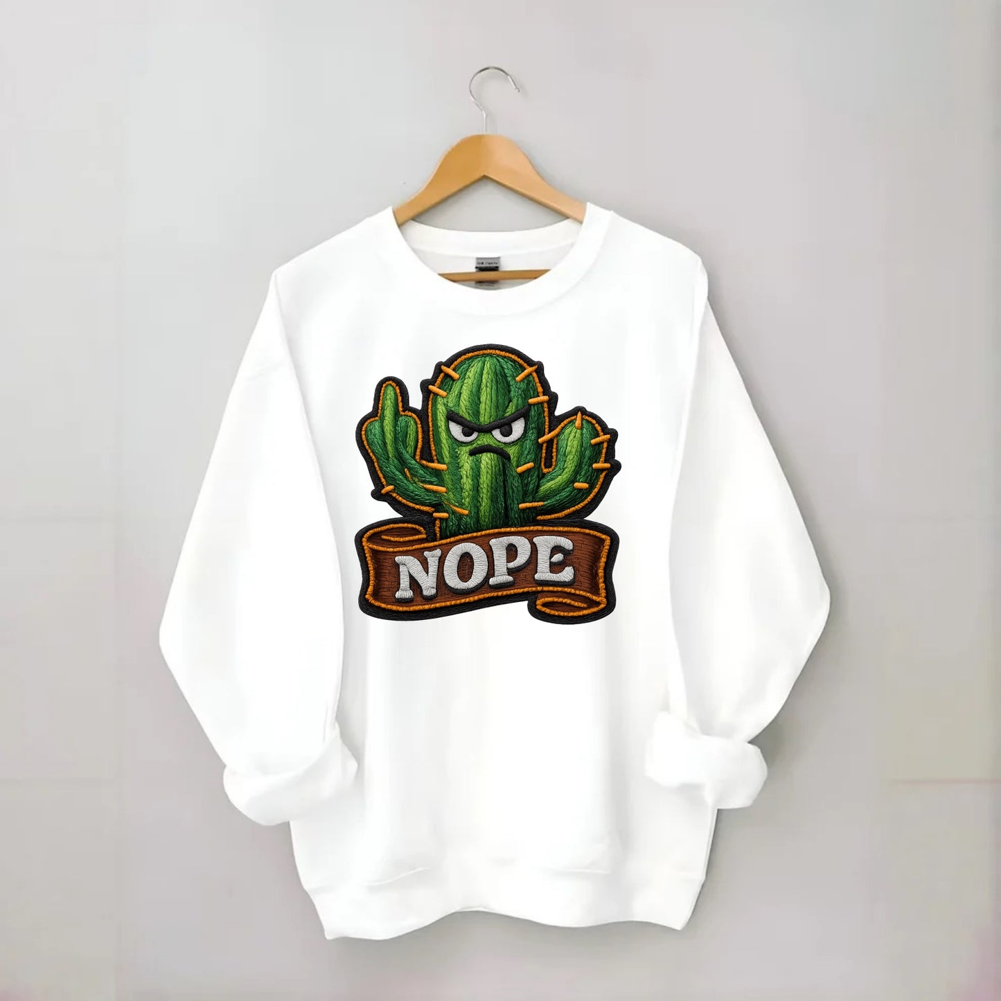 NOPE CACTUS - cactus with attitude in green , prickly personality - Crewneck Sweatshirt - white