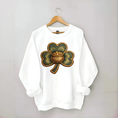 ST PATRICKS CLOVER - lucky clover with gold in green and gold , Irish luck - Crewneck Sweatshirt - white